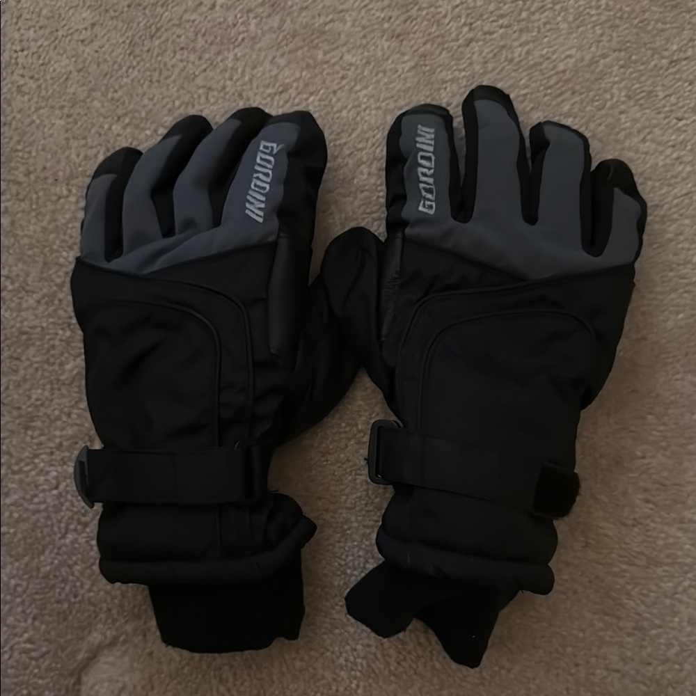 Kids Gordini Black Mittens
